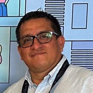 Julio M Cruz